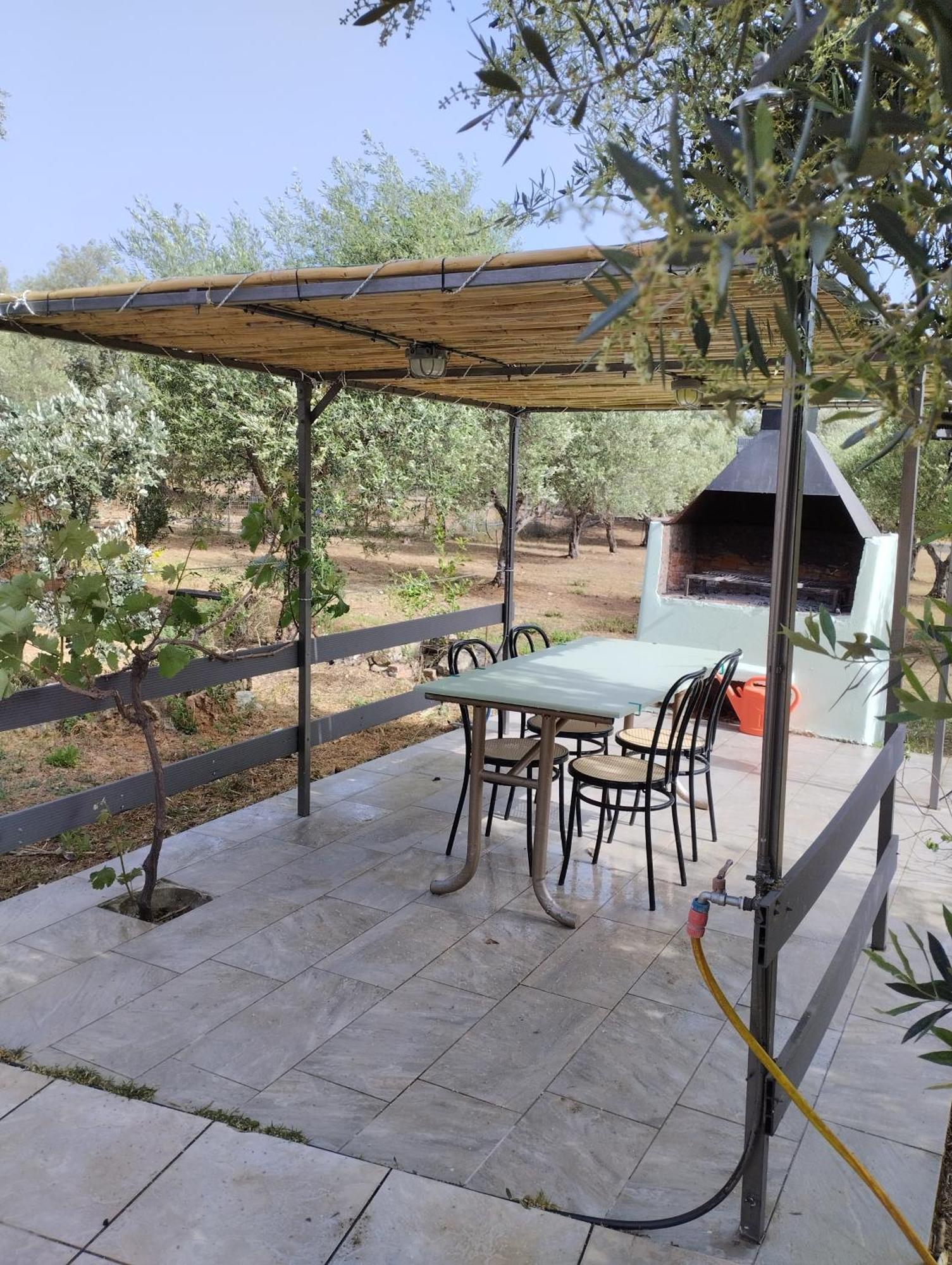 Olea Cottage Galatás Exterior photo